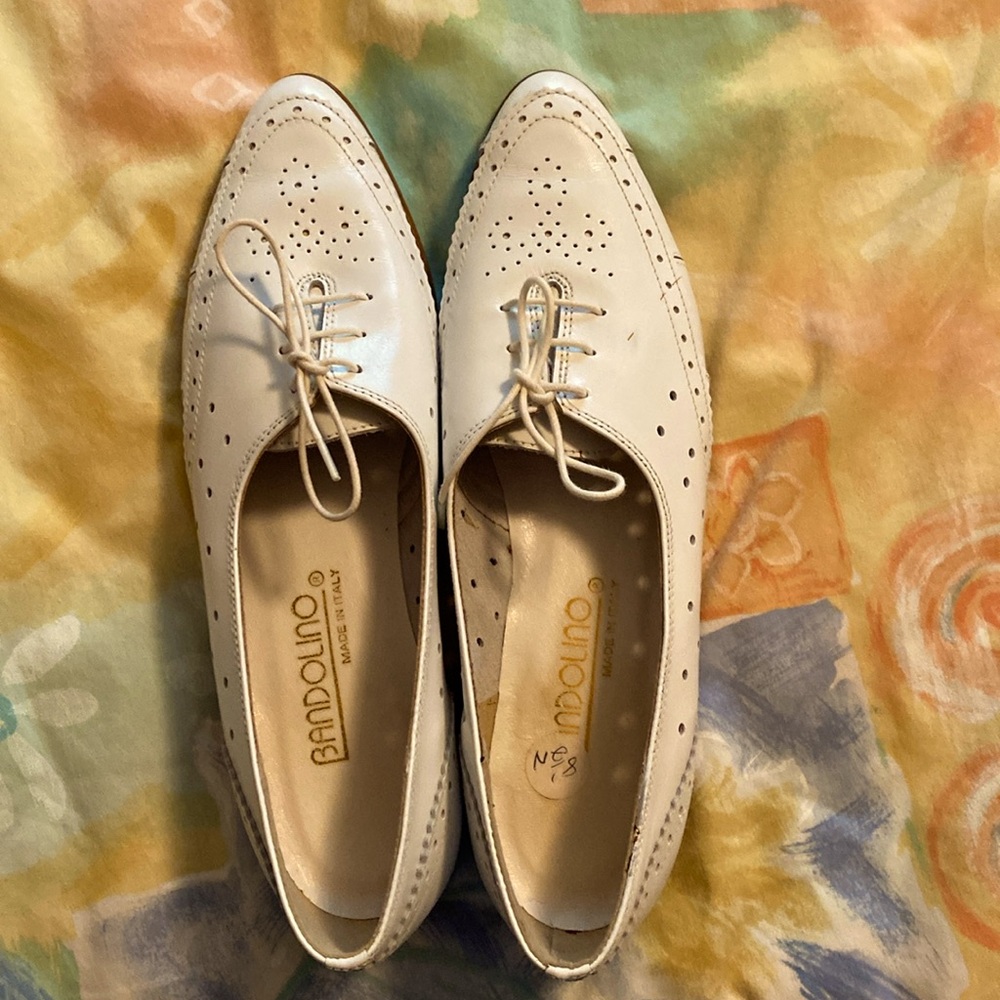 Vintage Off-White Flats - size 8.5N
